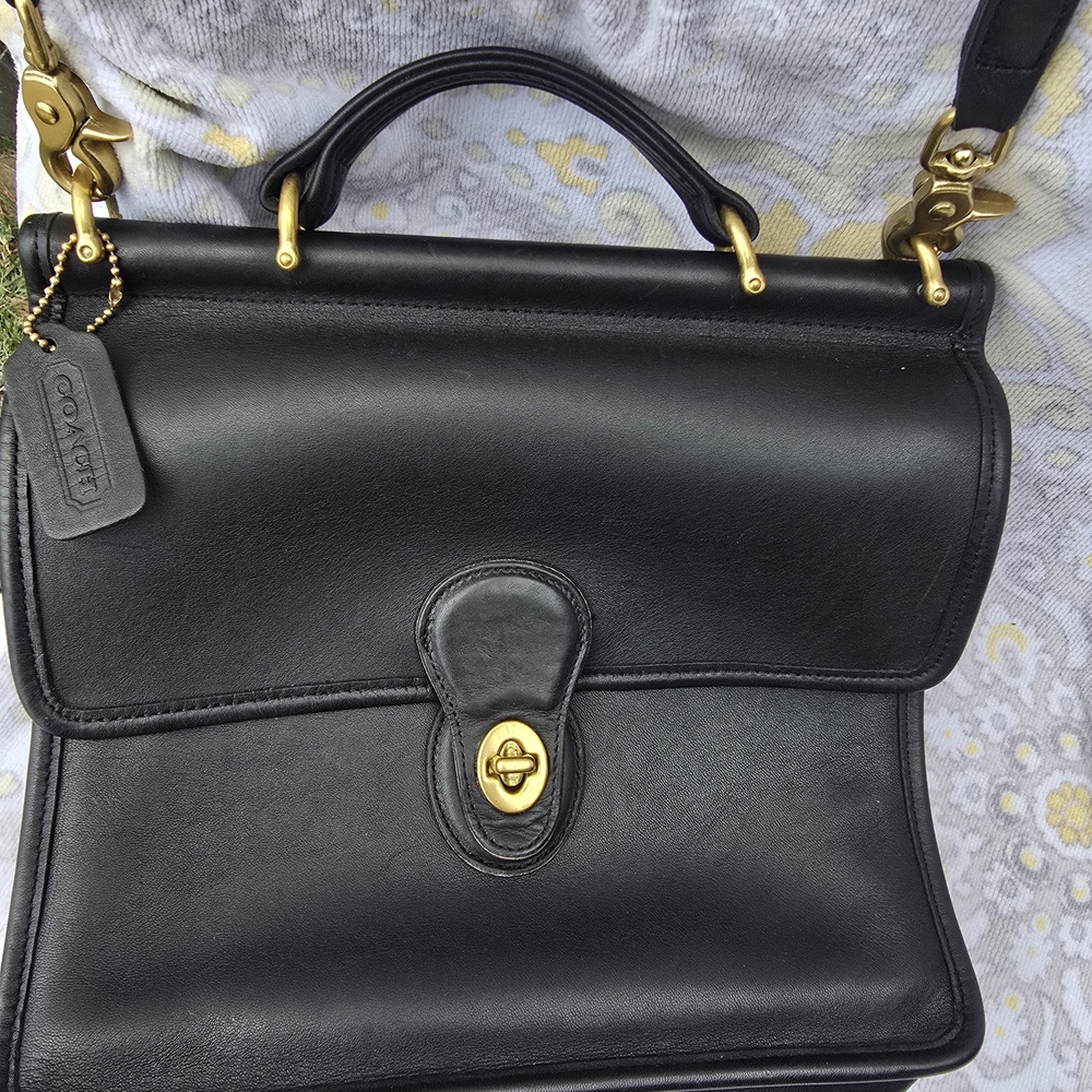 Vintage COACH WILLIS BLACK GLOVETANNED LEATHER HANDBAG #9927 - Picture 8 of 16